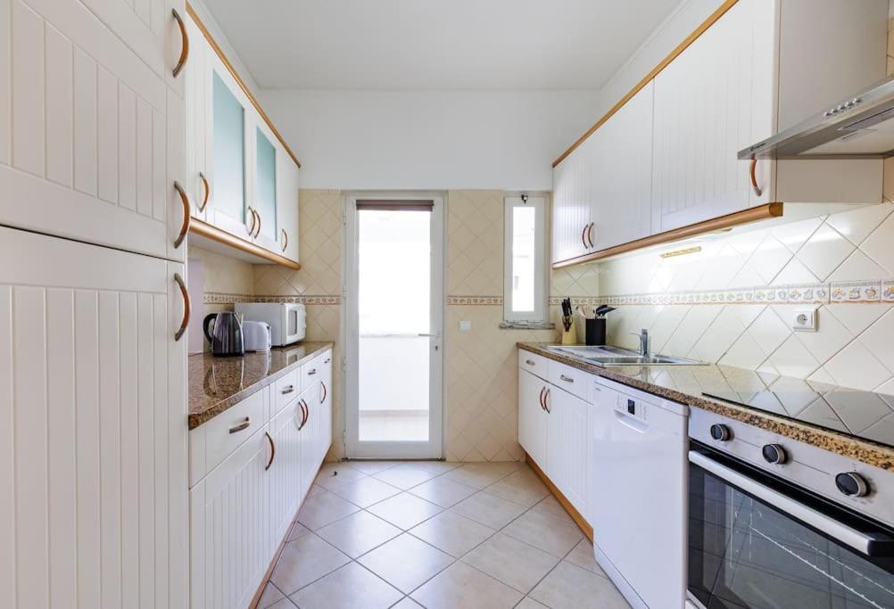 Sea-Front 1' Min! - Apartment With Ac & Wifi クアルテイラ エクステリア 写真